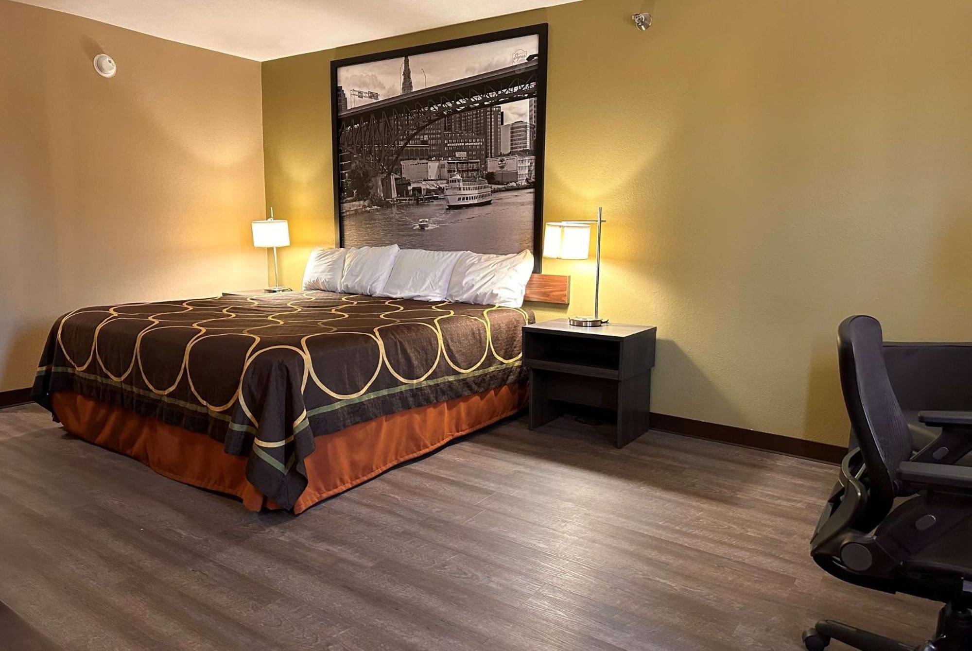 Super 8 By Wyndham Bellefontaine Hotel Buitenkant foto